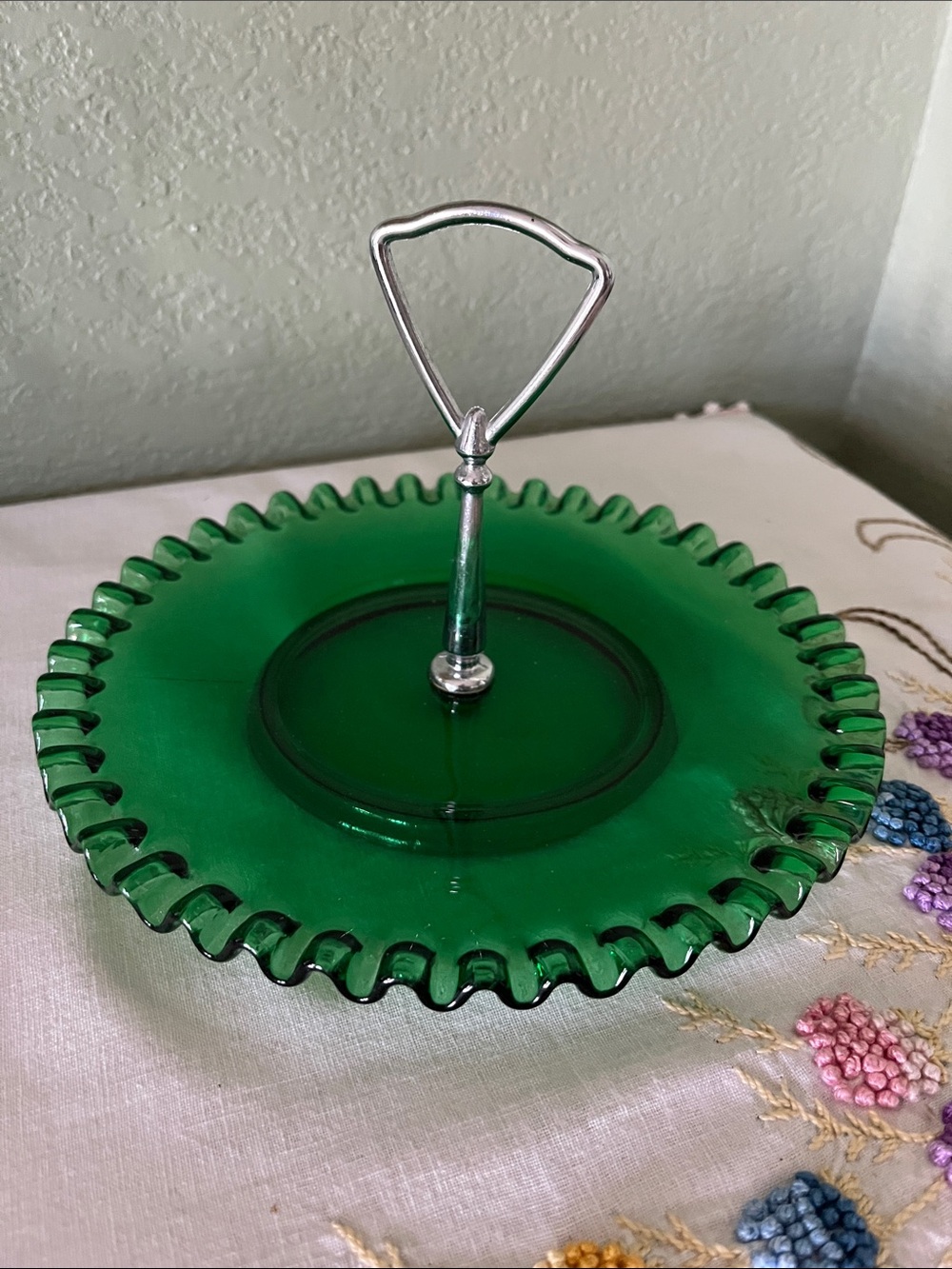 Fenton Green Glass Scalloped Edge Server Stand